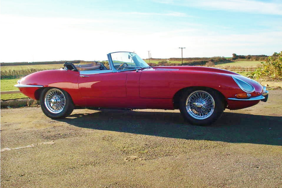 1961 - 1962 Jaguar E-type